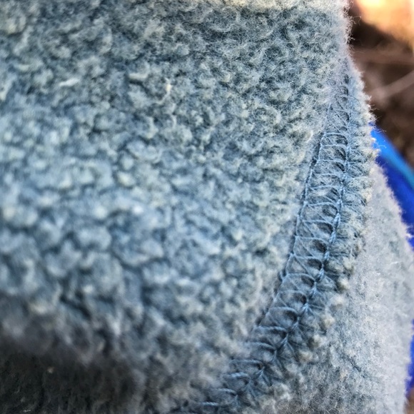 Profile Picture of Cari Fieldhouse (@cbfieldhouse) on Poshmark