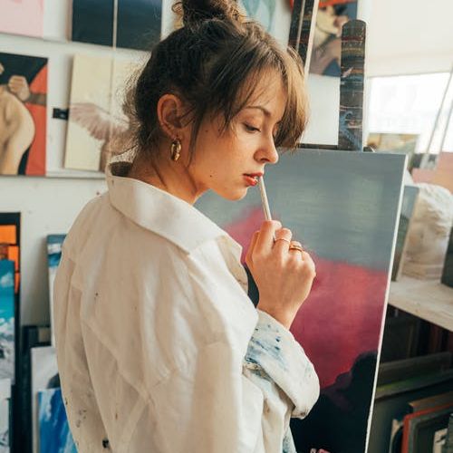 Profile Picture of lucia (@luciacryptoes) on Tiktok