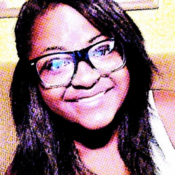 Profile Picture of Khierra Taylor (@khierrataylor) on Poshmark