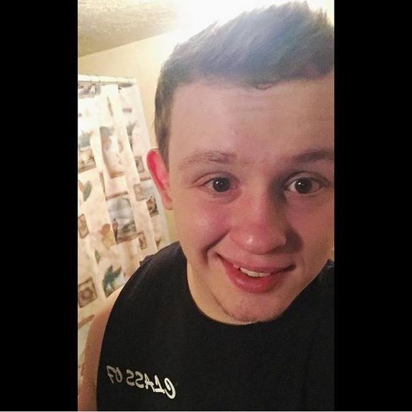 Profile Picture of Cody Erichson (@codythebest) on Poshmark