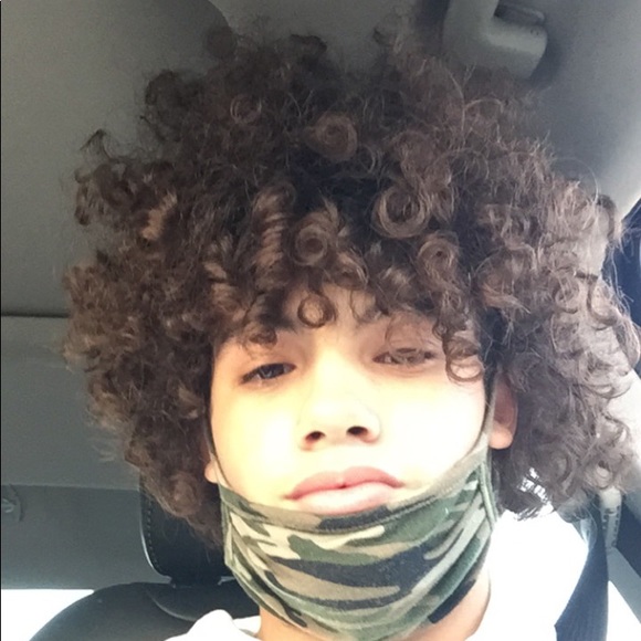 Profile Picture of Tobey Moore (@hoods_favorite) on Poshmark