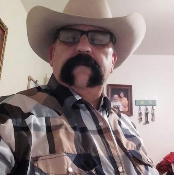 Profile Picture of Rigoberto Ángulo (@rfierro56) on Poshmark
