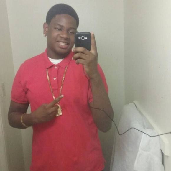 Profile Picture of Da Chosenyungen (@shottag1023) on Poshmark