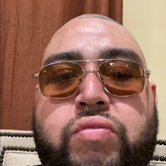 Profile Picture of Rogelio Martinez (@roeboi86) on Poshmark