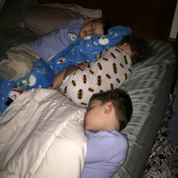 Tori Compton - Poshmark Profile Picture of Tori Compton (@tcompton90) on Poshmark