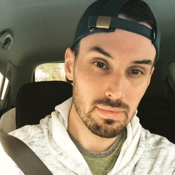 Profile Picture of Chris Cone (@writer4life26) on Poshmark