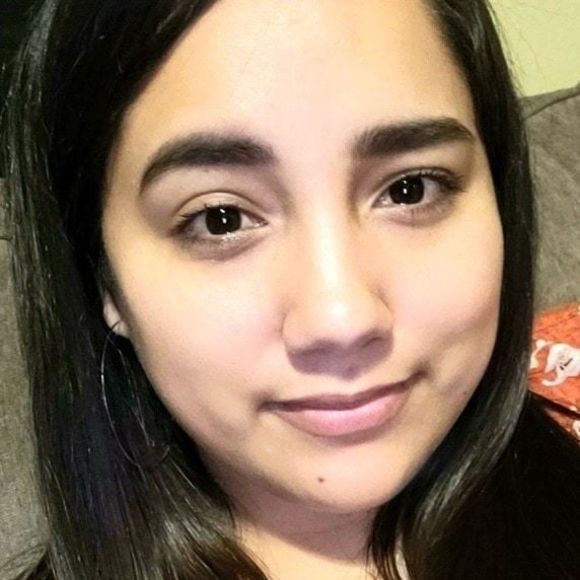 Profile Picture of Reyna Mojica (@reynamojica) on Poshmark