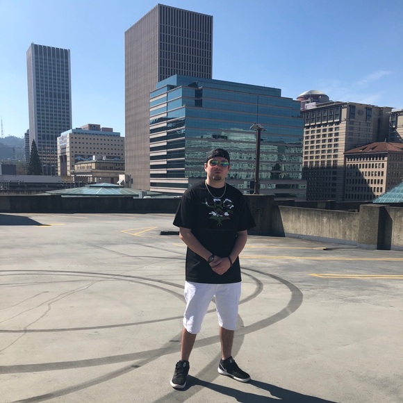 Profile Picture of Will Povey (@willpovey) on Poshmark