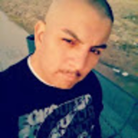 Profile Picture of Fabian Corona (@fabiancorona) on Poshmark