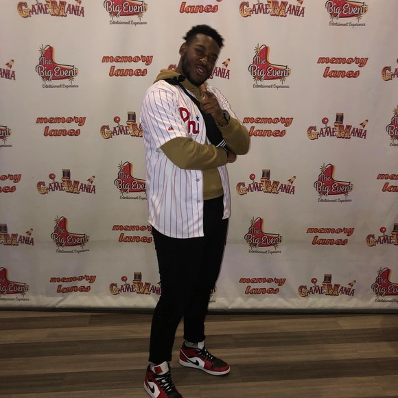 Profile Picture of Marcus Lockley (@lockbucketz) on Poshmark