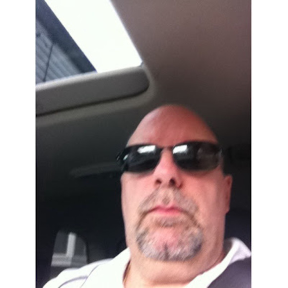 Profile Picture of Frank Custodero (@frankcusty) on Poshmark