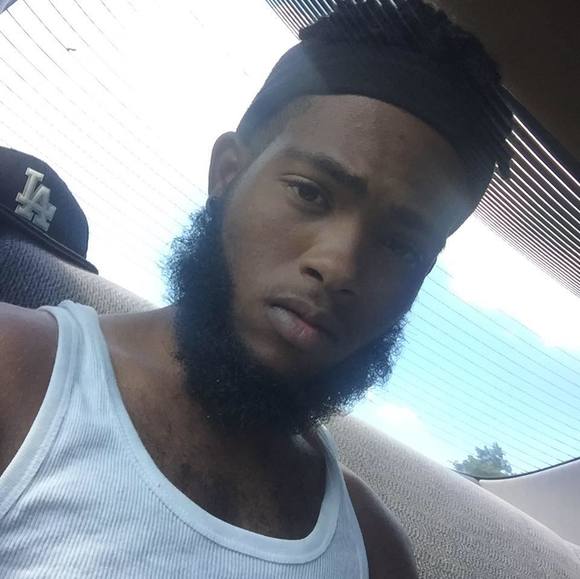 Profile Picture of Corey Lindsay (@corey_lindsay) on Poshmark