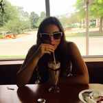Profile Picture of Bridget Arsenault (@bridget.ruth) on Instagram