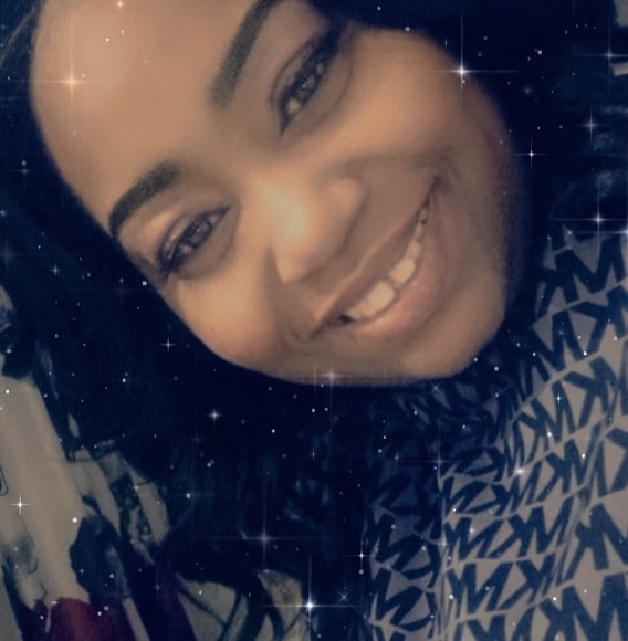 Profile Picture of Zennial Anderson (@zennial) on Poshmark