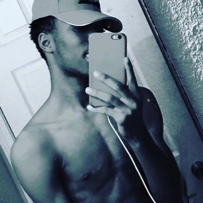 Profile Picture of Timothy M Hinton Jr (@Kingg__Neptune) on Twitter