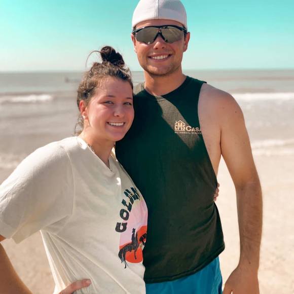 Profile Picture of Katelyn Mcleod (@katelyn_mcleod) on Poshmark