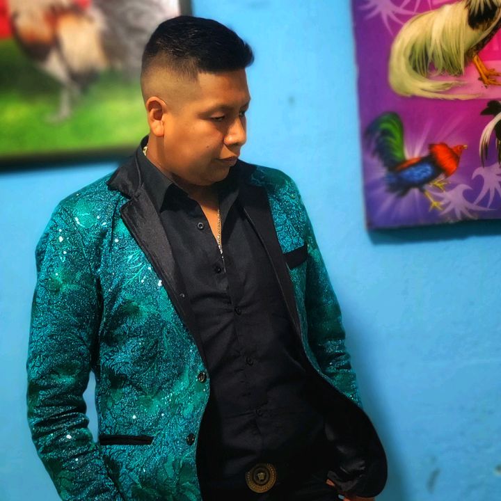 Profile Picture of Aaron Vela (@@aaronvela91) on Tiktok