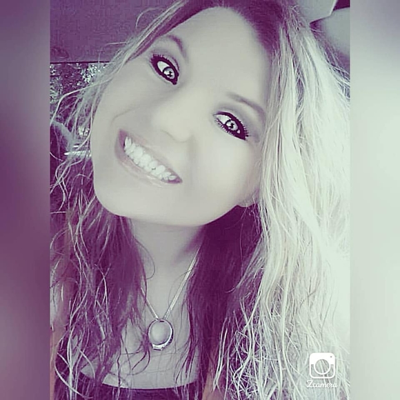 Profile Picture of Andrea Sharpe (@alsharpe1314) on Poshmark