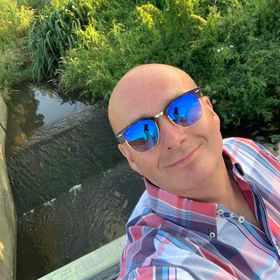 Profile Picture of Ian Jenkins (@idjenk) on Pinterest