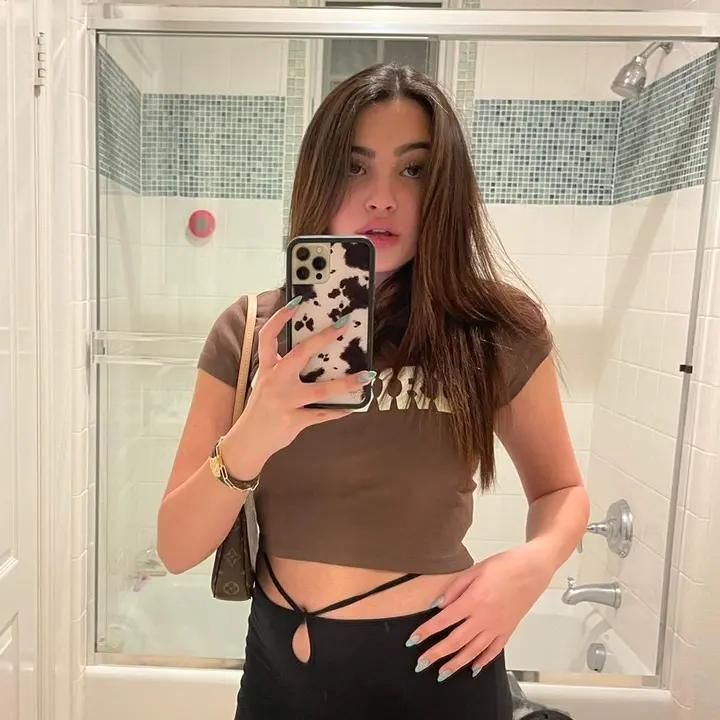 Profile Picture of Lindsay Bruno (@lindsaydbruno) on Tiktok