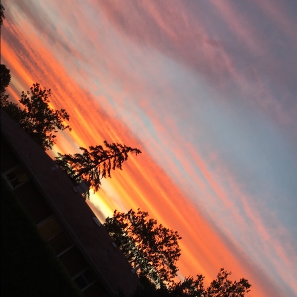 Profile Picture of Caleigh Pelrine (@caleighpelrine) on Poshmark