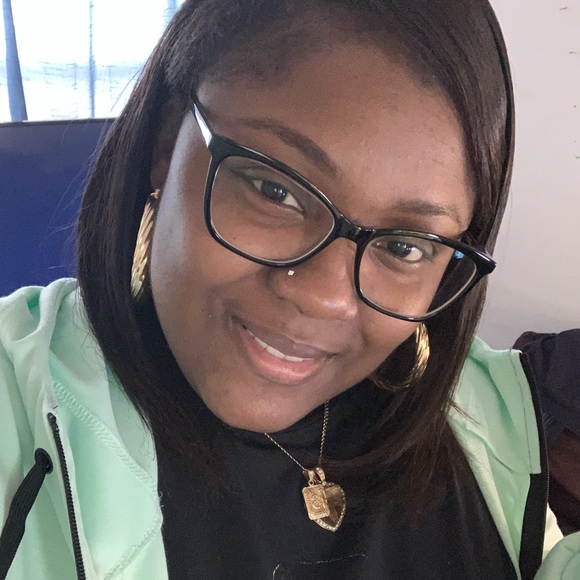 Profile Picture of Shaleema Crudup (@shaleema_crudup) on Poshmark