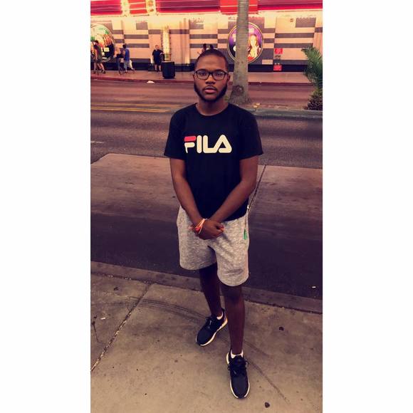 Profile Picture of Joel Wilson (@joelwilson2491) on Poshmark