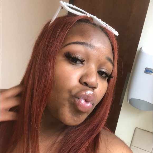 Profile Picture of Cortezia Gillard (@kashgant) on Poshmark