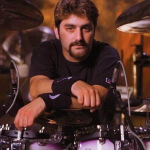 Profile Picture of Jopet .. (@186002479) on Myspace