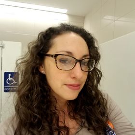 Profile Picture of Lisa Miceli (@pizzamiceli) on Pinterest