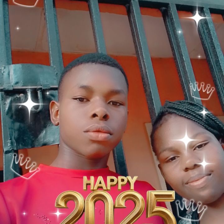 Profile Picture of consider (@kimmzylucy) on Tiktok