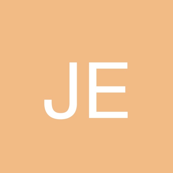 Profile Picture of Joe Estrada (@joeestrada469) on Poshmark