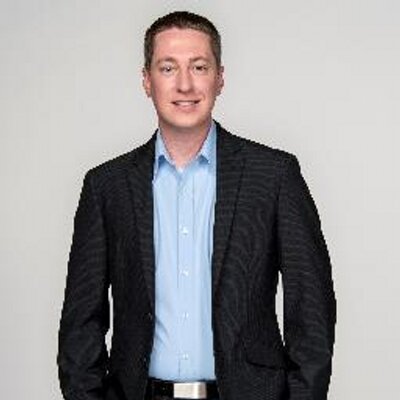 Profile Picture of Justin Cole (@justinthesuit) on Twitter