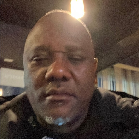 Profile Picture of Michael Galarza (@michaelgalar278) on Poshmark