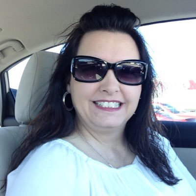 Profile Picture of Darla Looney (@looney_darla) on Twitter