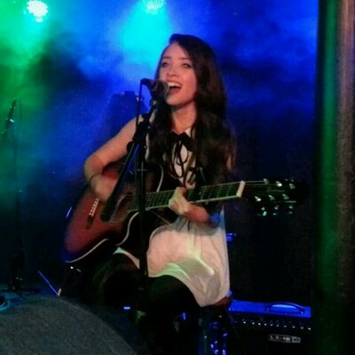 Profile Picture of Eva (@EvaTobin25) on Twitter