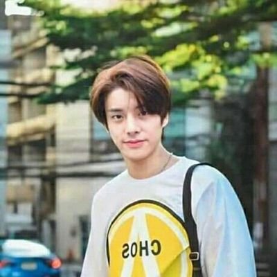 Profile Picture of Kim Lorenz (@KimLore64208994) on Twitter