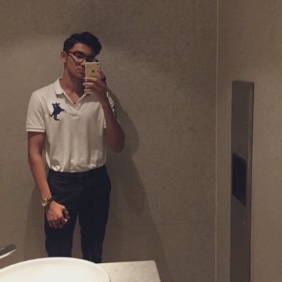 Profile Picture of Nesh Ski 🐲 (@dineshmohan_) on Twitter
