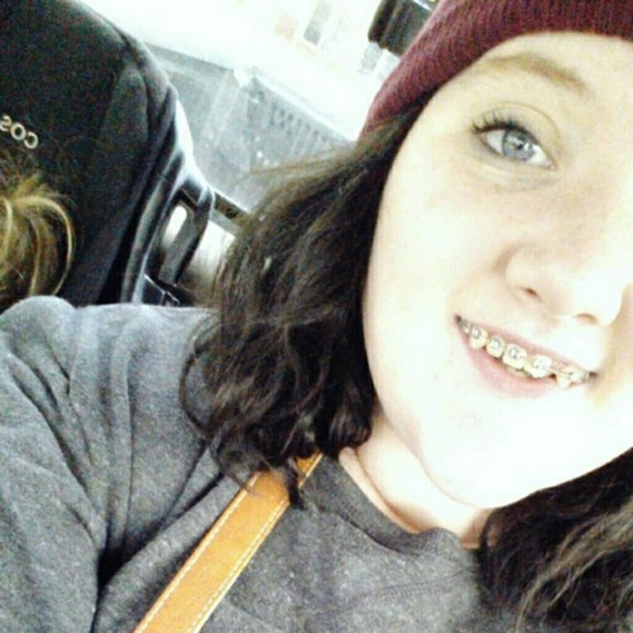 Profile Picture of Mikayla Jodry (@kayla_lynn99) on Poshmark