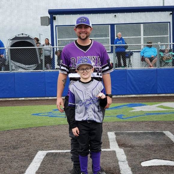 Profile Picture of Jenafer Wade (@jenaferwade) on Poshmark