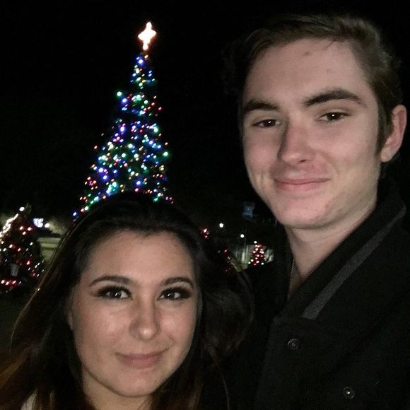 Profile Picture of Justin Kropp (@jkropp43) on Poshmark