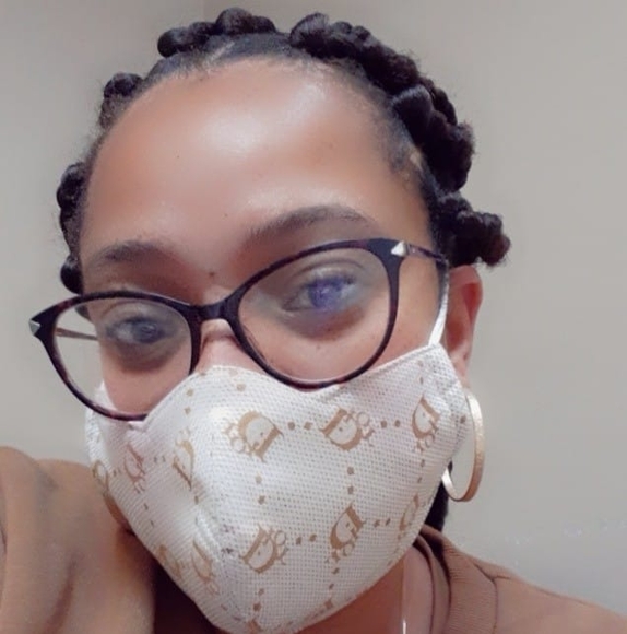 Profile Picture of Karemah Sturgis (@neddk1985) on Poshmark