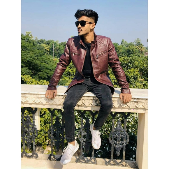 Profile Picture of Jàÿ Śhàh (@shahjay202020) on Poshmark