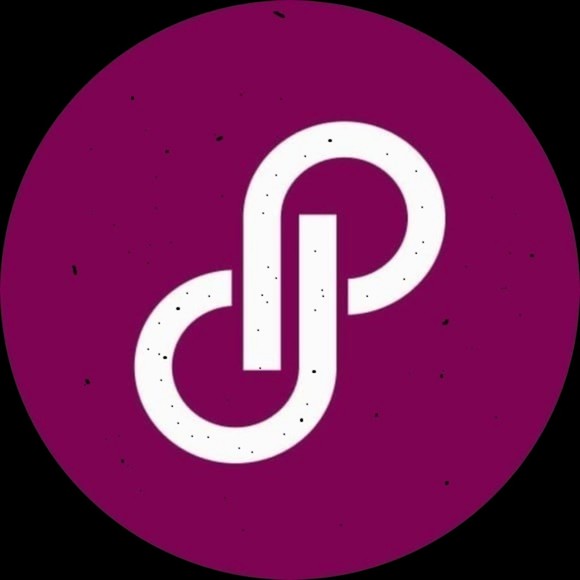 Profile Picture of Andrelle C. (@andrellecosby) on Poshmark