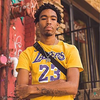 Profile Picture of Lonzo Ball (@josephguwop) on Facebook