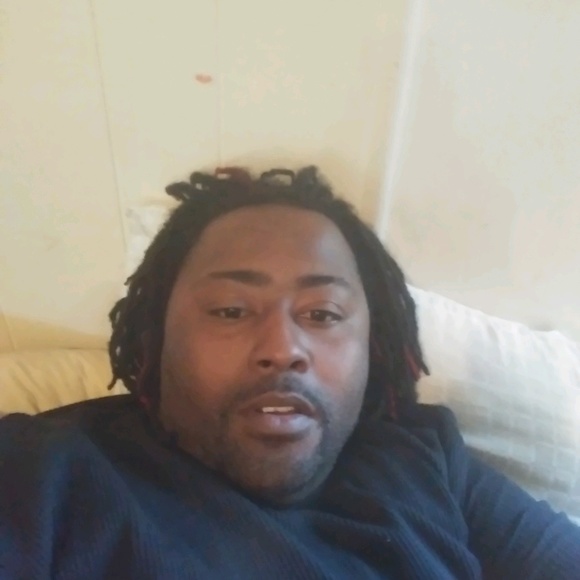 Profile Picture of Craig Cochran (@craigg19835) on Poshmark