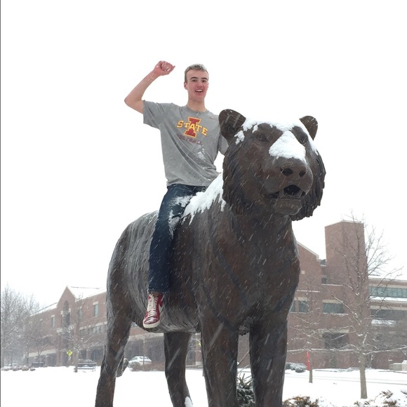 Profile Picture of Mike Schmid (@cyclone101) on Poshmark