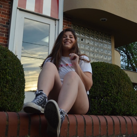 Profile Picture of Carson Williams (@carsondwilliams) on Poshmark