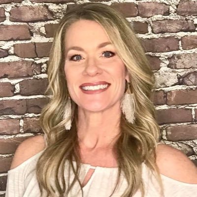 Profile Picture of Krystal Brown (@krystal_brown) on Twitter