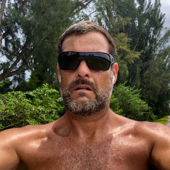 Profile Picture of Mauricio Medrano-flores (@mauriciomedrano) on Poshmark